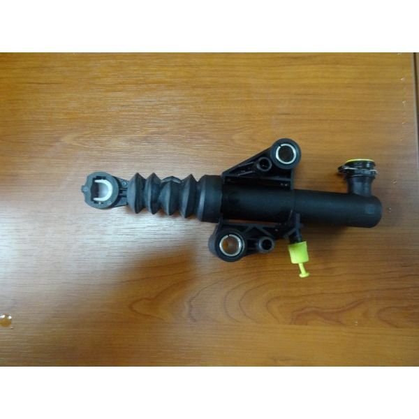 MY HİDROLİK DEBRİYAJ ÜST MERKEZİ TRAFIC III-VIVARO 1.6DCI (306100530R)