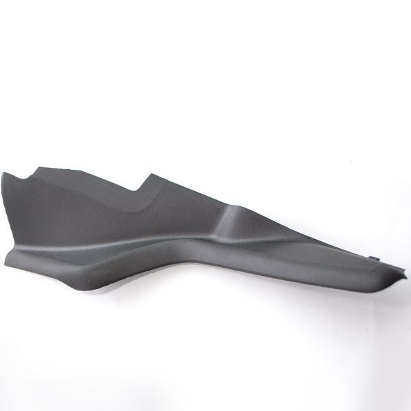 GROSSE ÖN CAM ALT IZGARA BAKALİTİ SAĞ RENAULT KANGOO III (8200439448)