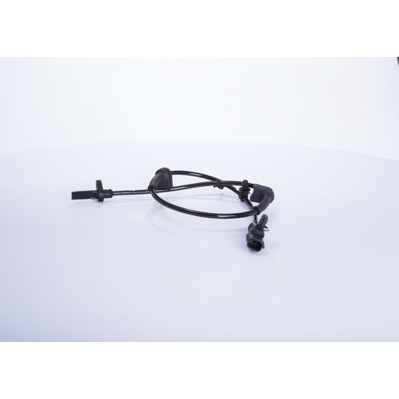 BOSCH ÖN ABS SENSÖRÜ FORD BMAX 1.4-1.6TI-1.5TDCI 12 > FIESTA VI 1.6TI 08 > (1766843)