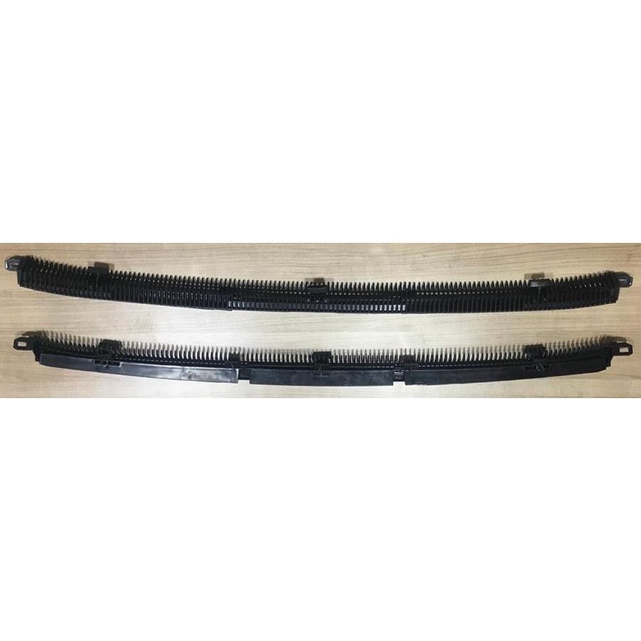 AFT ÖN CAM IZGARASI R12 TOROS (7702256208)