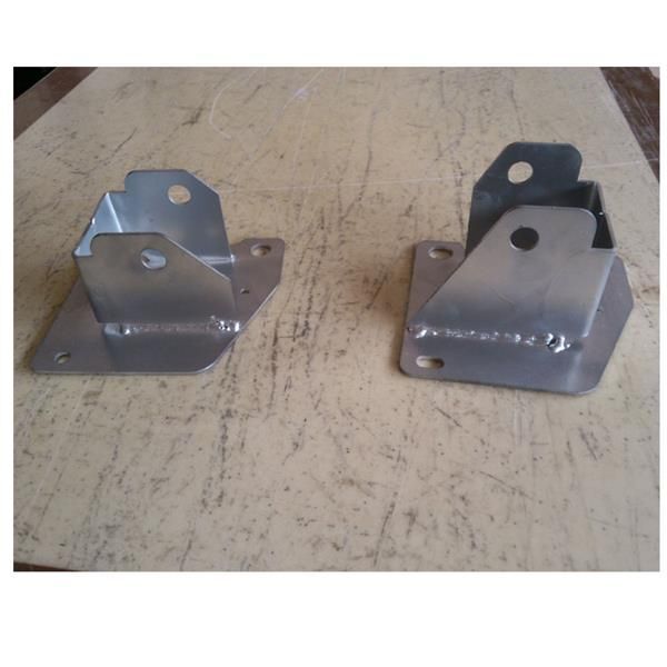 AFT ARKA TAMPON BAĞLANTI DEMİR AYAĞI TRAVERSİ SAĞ MGN II (8200010163)