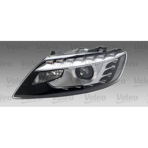 VALEO FAR Q7 10>LED XENON R (4L0941030AD)