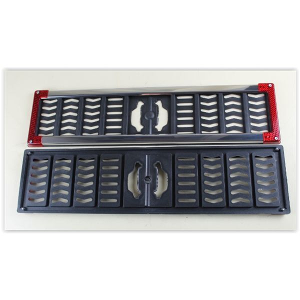 AUTOPARCT PLAKA ALTLIĞI PASLANMAZ KIRMIZI REFLEKTÖRLÜ 2 Lİ TAKIM HIRDAVAT (PLAKALIK)