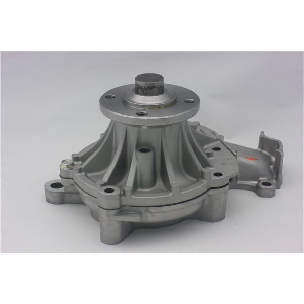 GMB DEVİRDAİM SU POMPASI TOYOTA HILUX VIGO 2.5L 2KDFTV KUN15 KUN25 05-> / HIACE KLH112 06-> / LAND CRUIS ER PRADO 3.0L 1KD-FTV KZJ90 KDJ120 96-09 (1610069355)