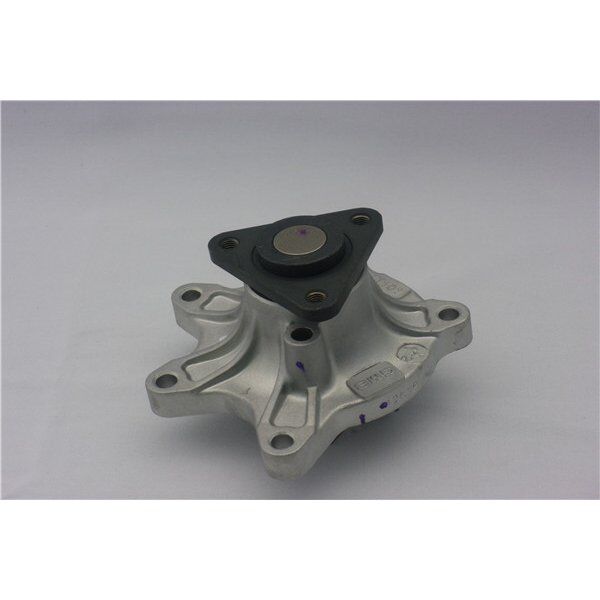 GMB DEVİRDAİM SU POMPASI TOYOTA YARIS 1.3L 2NZ-FE NCP10 JAPON ÜRETIMI ARAÇLAR IÇIN 99-05 (1610029155)