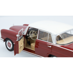 MERCEDES-BENZ 220 S (1959-1965)