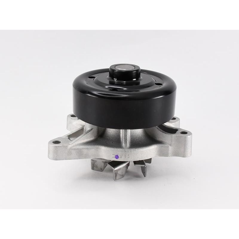 GMB DEVİRDAİM SU POMPASI TOYOTA AVENSIS 1.6L 3ZZFE ZZT250 03-08 / COROLLA 1.4L 4ZZ-FE ZZE120 VVTİ 02-06 / 1.6L 3ZZ-FE ZZE121 VVTİ 02-06 / VERSO 1.6L 3ZZ-FE ZNR10 04-> GWT-133A İLE AYNI (1610009080)