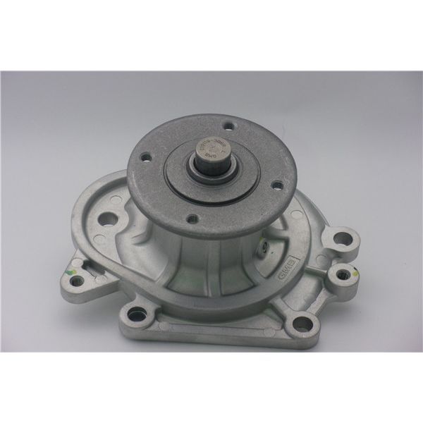 GMB DEVİRDAİM SU POMPASI TOYOTA HILUX 2.4L L LN56 LN65 83-91 / LAND CRUISER 2.4L 2L LJ70 KZJ70 88-93 (1610059135)