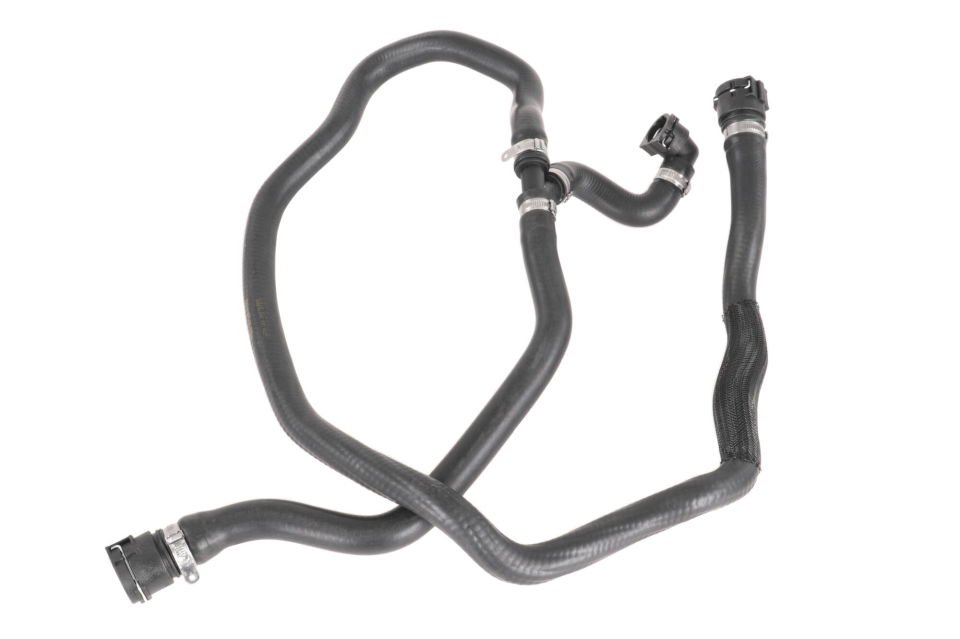 Üçpa Radyatör Su Depo Hortumu E60 E61 M54 2001 05 (1712 7 519 258)