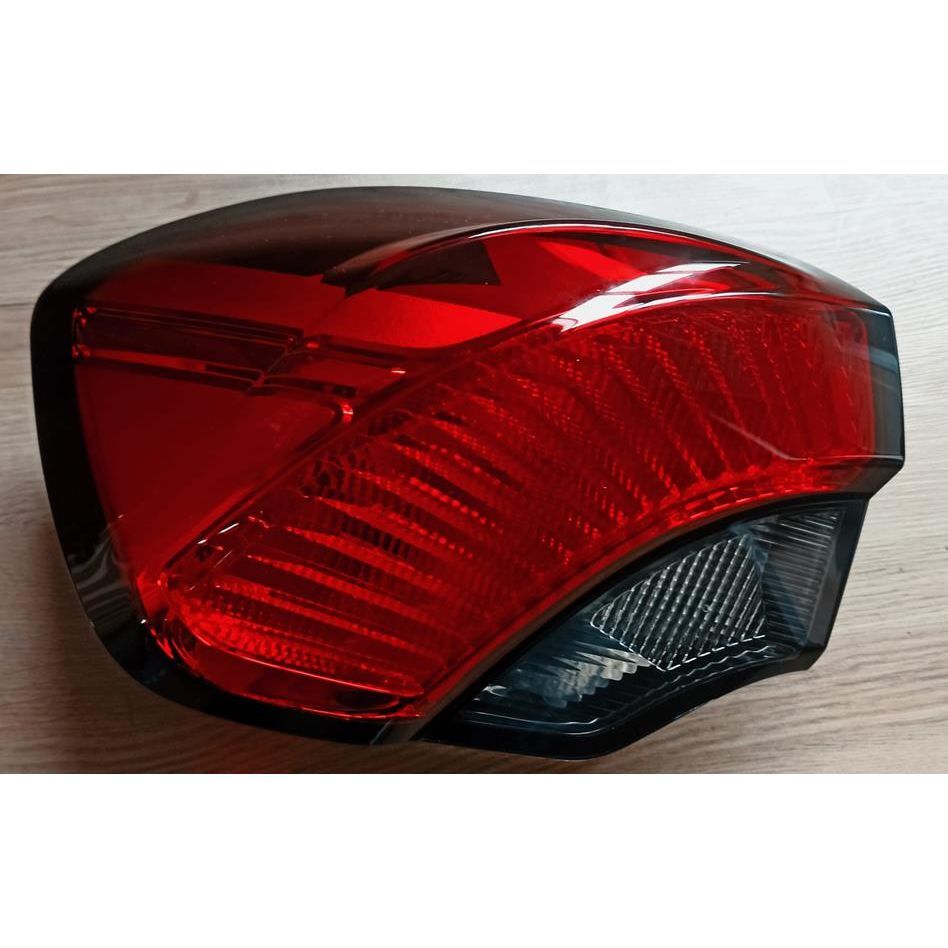 PLEKSAN EGEA HB STOP LAMBA SOL DIŞ DUYLU-AMPULLÜ 2017-2021 (52015961)