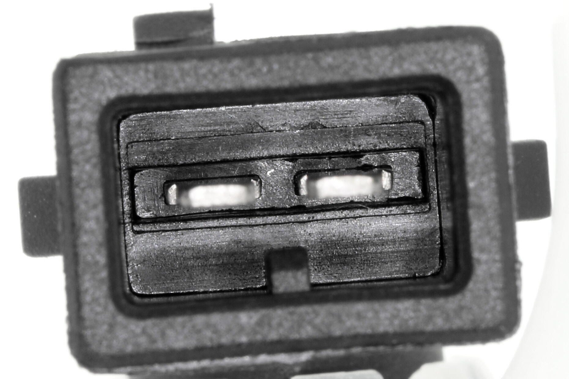 Vaıco Radyatör Su Deposu Range Rover Iıı L322 (LR023077)