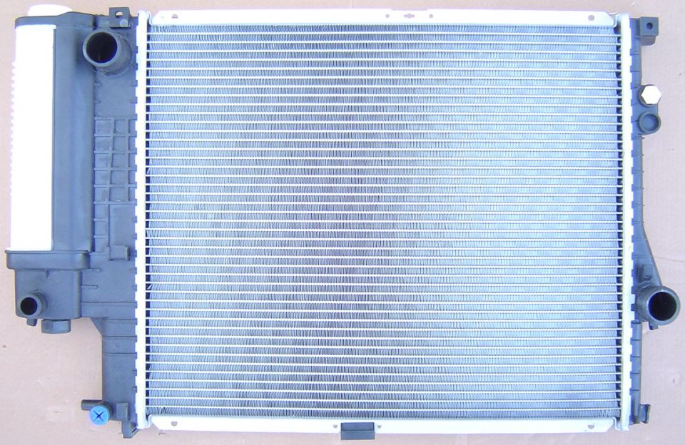 Kyburg Su Radyatörü M52 E39 Depolu Otom K Lı520×439X32 (1711 1 740 699)